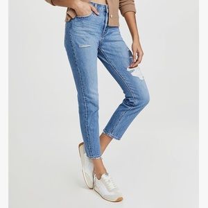 BNWT Levi’s High Rise WEDGIE Jeans💯